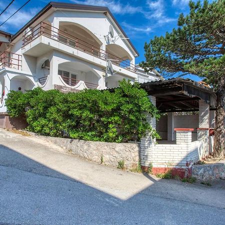 Apartmani Luky 카를로바크 외부 사진