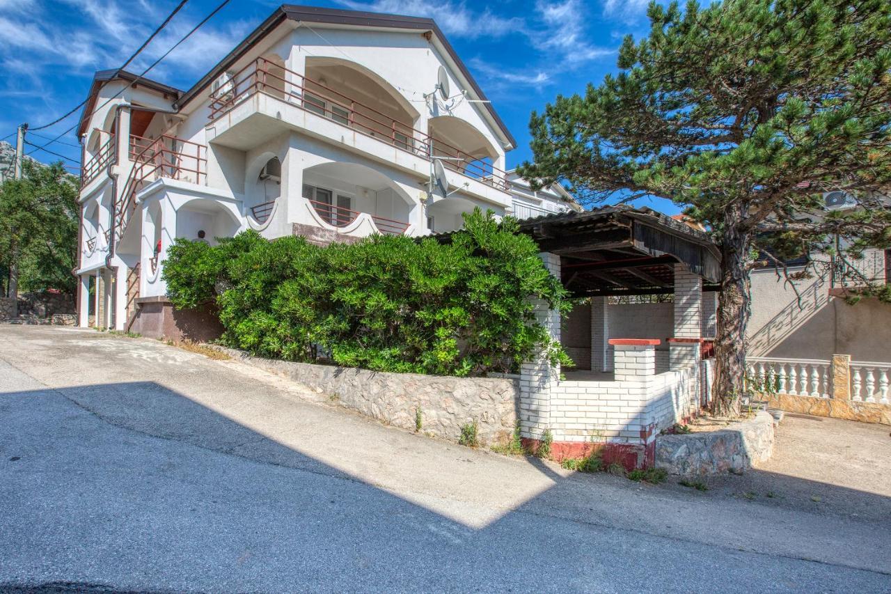 Apartmani Luky 카를로바크 외부 사진
