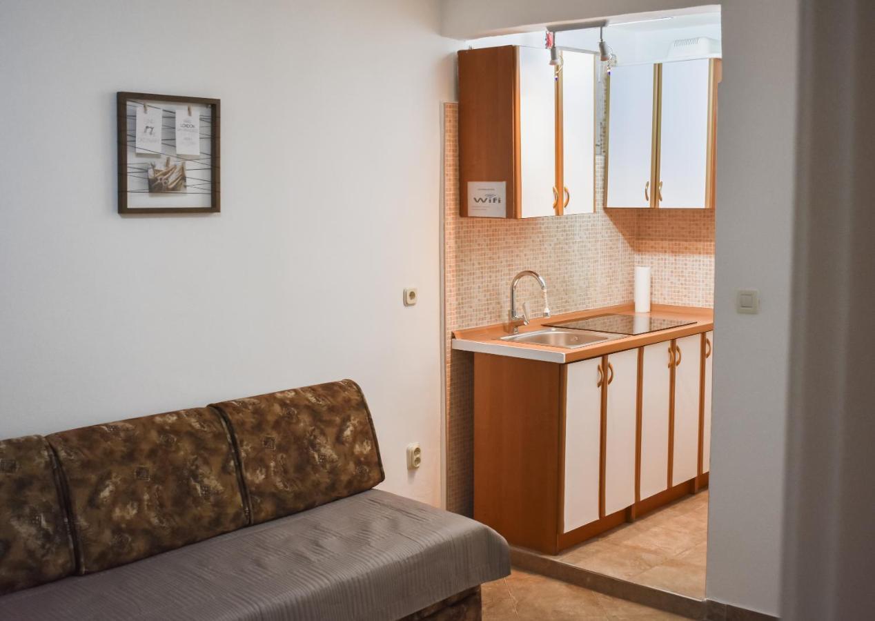 Apartmani Luky 카를로바크 외부 사진